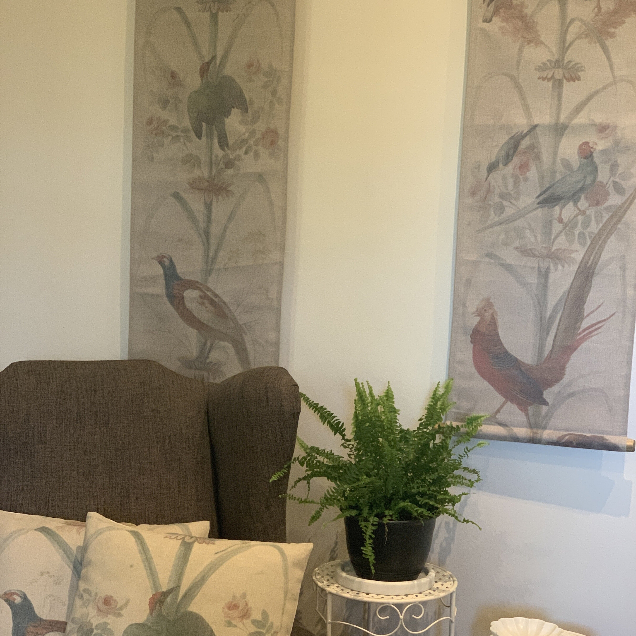 Wall Hanging Scroll, Print on Fabric Unique Vintage Pheasant Birdlife upclose