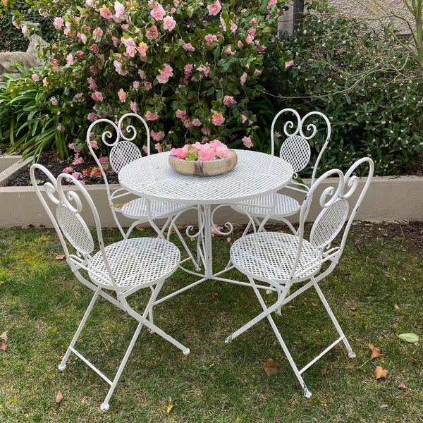 Patio Setting French Provincial look in Shabby Chic White Metal 5 Piece Novara 80cm table