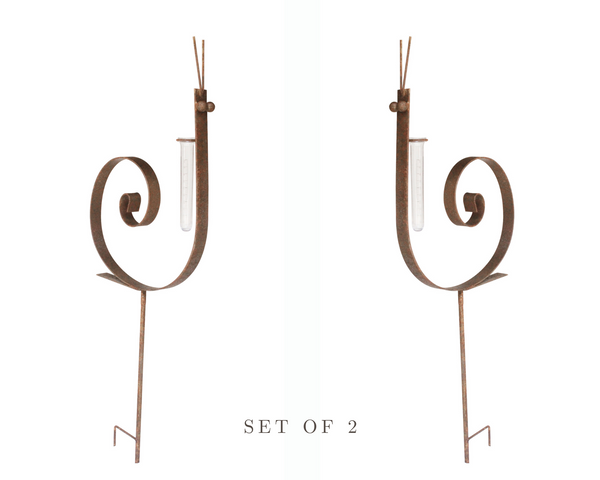 Set 2 Snail Rain Gauges Rustic finish 34x3x93cm high 3mm thick